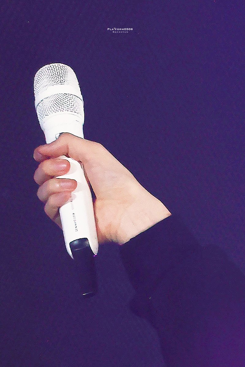 platform0506's tweet photo. 240324 큥콘🇯🇵Tokyo
𝓨𝓮𝓪𝓱!!!~~ (≧ワ≦)～♪🎤
#백현 #baekhyun https://t.co/giFOSqGU2w
