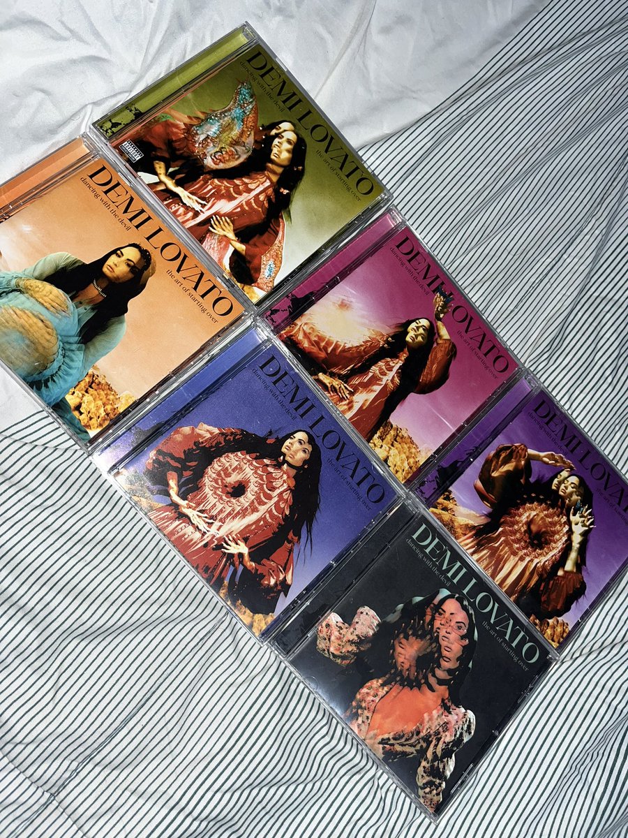 My dwtdtaoso collection 🦋💖