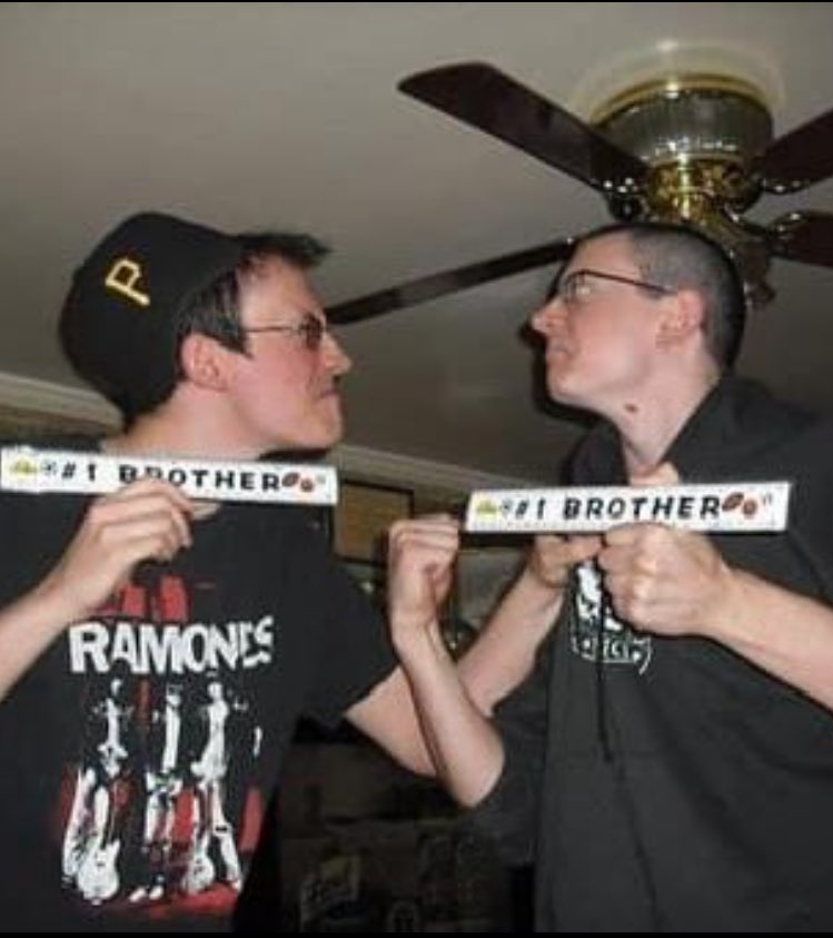 jeff_bartko's tweet photo. I’m just hearing the news. I’m shocked. Saddened. In disbelief. Some of you know Potter is my cousin. Ed too. Whatever you believe, heard, think you know, doesn’t change 1 fact. Internet Bullies murdered my cousin. The world is a lesser place w/o you 👊🏼💔😢 #EdPiskor #RIPEdPiskor https://t.co/nt18b43Is8