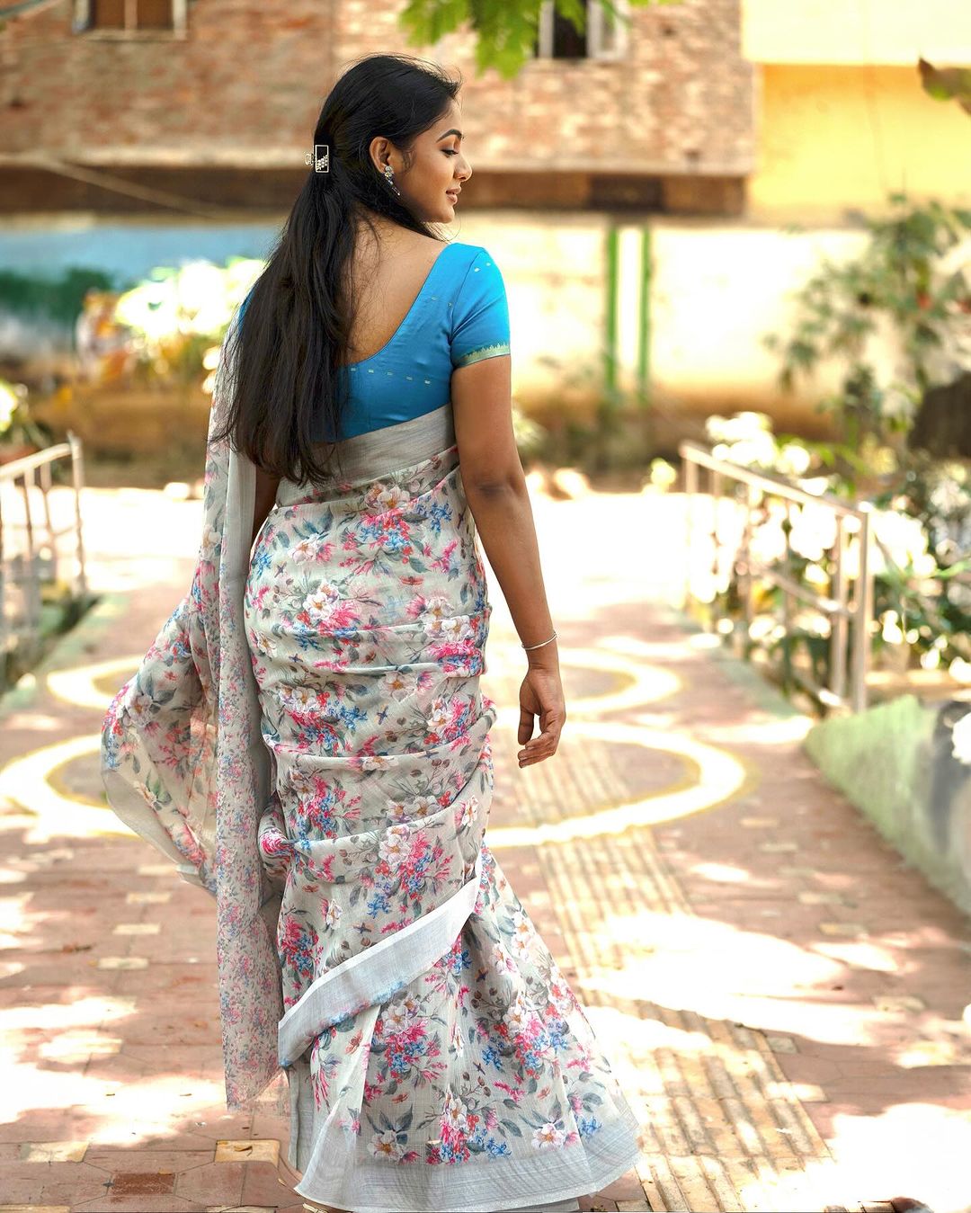 GKNWs0qaUAA9Lcw?format=jpg&name=large