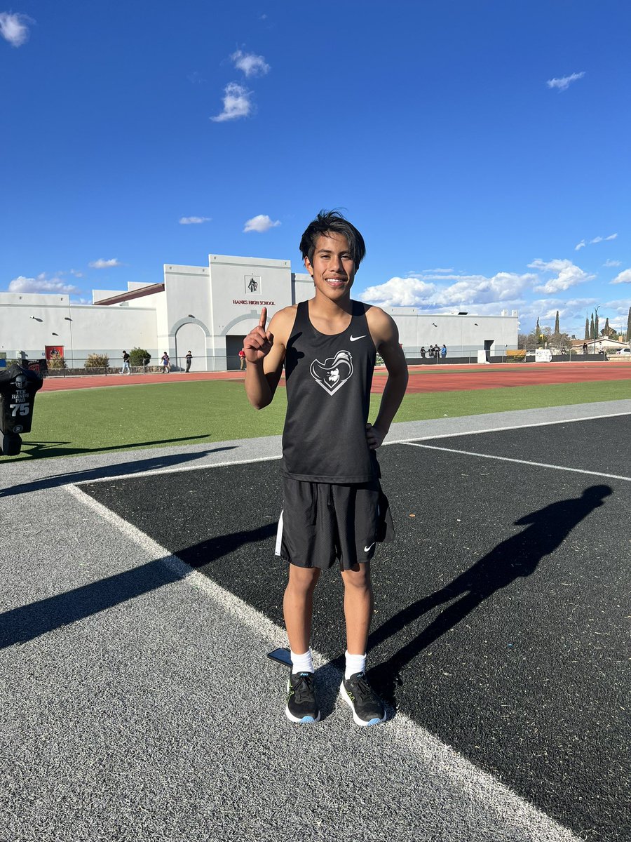 Ysleta ISD has a new 2400 meter District record. Cavalier Mateo Diaz crushed previous record and set the new record at 7:45 Way to go Mateo, your hard work and dedication has paid off!! Super Proud of you!! @JLucero_HMS @HanksMSTech @HanksXC_TF #CavsNeverSurrender #HanksStrong