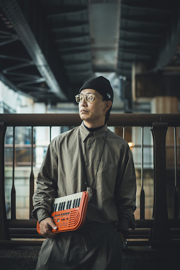 hiradospree's tweet image. ( ͡° ͜ʖ ͡°)// 要チェック!!  
#Azymuth 名曲「Dear Limmertz」配信リリース中！ #quasimode のベース須長君のベース炸裂してます🎸 

【各種サブスクにて】
ultravybe.lnk.to/flyaway
 
@KazuhiroSunaga #須長和広 #平戸祐介
@ULTRAVYBE @ULTRAVYBE_DIGI @CASIOJapan 
#GenesisRecordings #Jazz