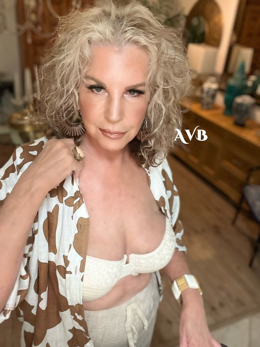 Goodnight hotties! Sweet dreams. 🔥 https://t.co/bIhBDtYnPz<a href="/tag/ocala"class="tags"><span>#ocala</span></a><a href="/tag/landolakes"class="tags"><span>#landolakes</span></a>