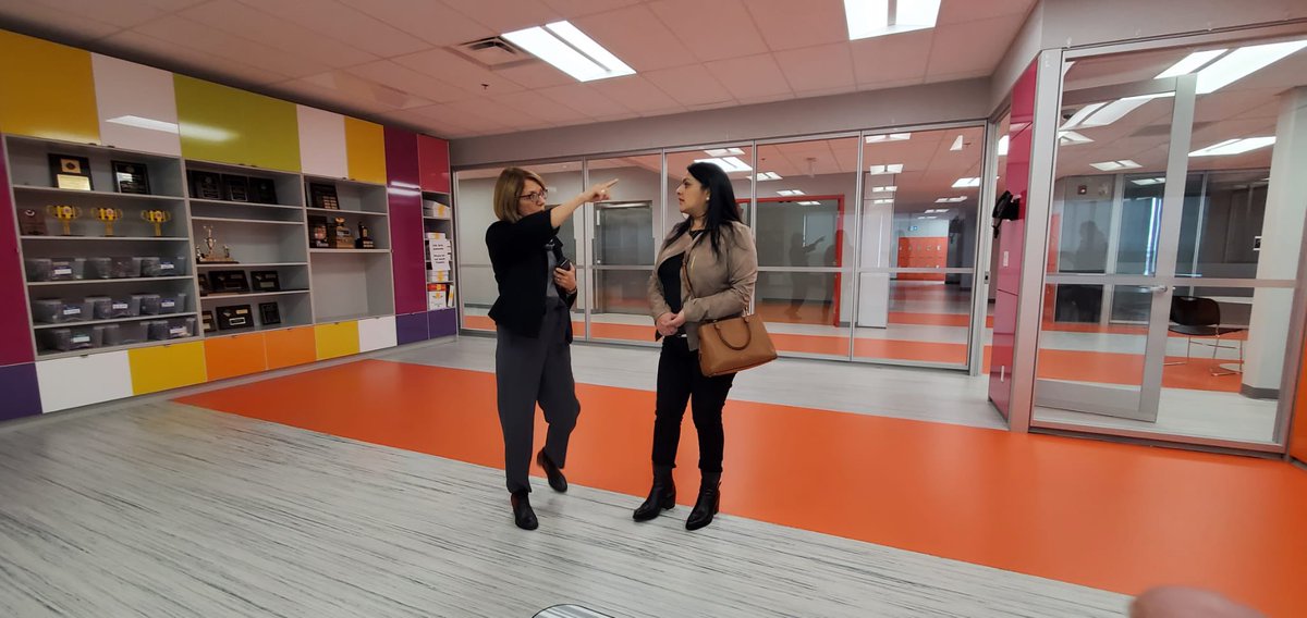 RajanJSaw's tweet photo. Today, I had the opportunity to visit the Renert school.  I have many constituents whose children study at the school and it was a pleasure to have a full scale tour for the first time since 2013, which is when this school first opened.

The Renert School is one of Calgary’s leading mathematics schools and it is also known for its commitment to innovative education.  I was delighted to see the dance studio, the art classes, the martial arts lessons, and the musical theatre, all of which aptly describe a very well rounded and holistic curriculum. 

Many thanks to Aaron and Moshe Renert for the tour, the feedback and the invitation to come back to share some information on Advanced Education with the students.