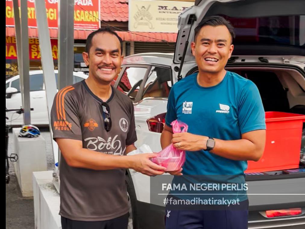 PerlisFama's tweet photo. Hadir sama YB Tuan Mohd  Radhi bin Abas, Penasihat Undang Undang Negeri Perlis, Lt Kol. Lasahi Laiji, Timbalan Komander Rejimen 504 Askar Wataniah,Tuan Yang Dipertua Norazlan bin Yahaya, Yang Dipertua MPK dan Tuan Haji Mohd Nazim bin Hj Mohd Noor, Ketua Pegawai Eksekutif MAIPs. https://t.co/r6j5rPJvZF