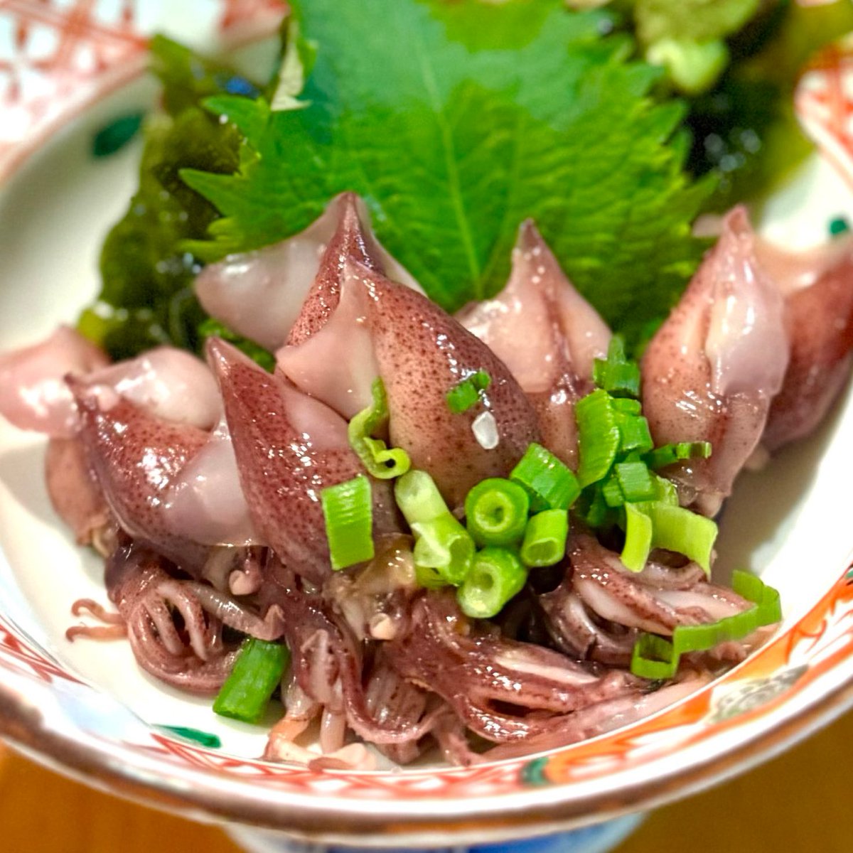 1000bero_net's tweet photo. 「にんにく」と「しょうが」どちらか1つ選べるんですけど、どっちにしま��か？#ホタルイカ https://t.co/pB1ssfMUar