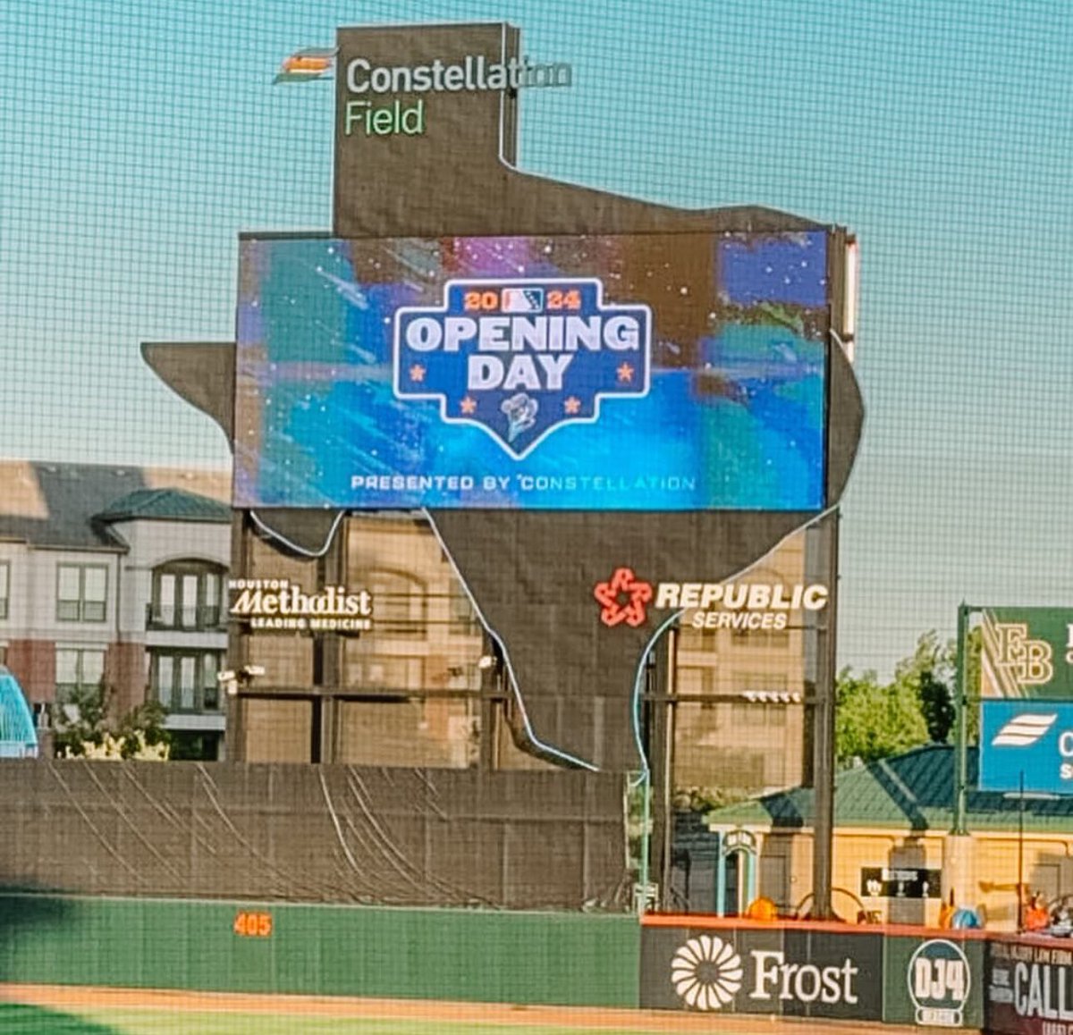 Windy but fun Opening Day for the @SLSpaceCowboys and they got the W 12-11 Add @ConstellationEG Field to your games to attend this @MLB season! It’s a great time! #mlb #BaseBall #baseballseason #astros @astros