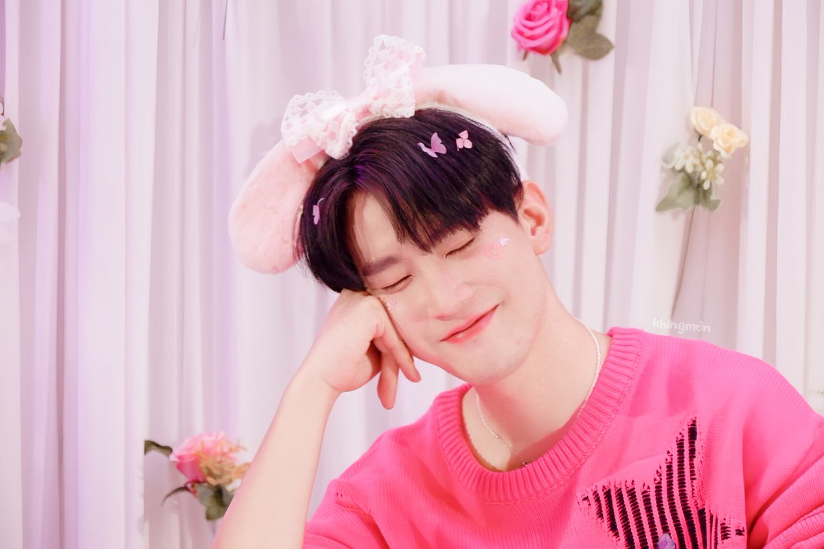 ขอให้เป็นเช้าที่สดใสนะคั้บบบ 💜✨
#Kimmonwillbeyourblooming
#ขุณขิมมอญ
<a href="/KiimMon/">ขุณขิมมอญ</a>