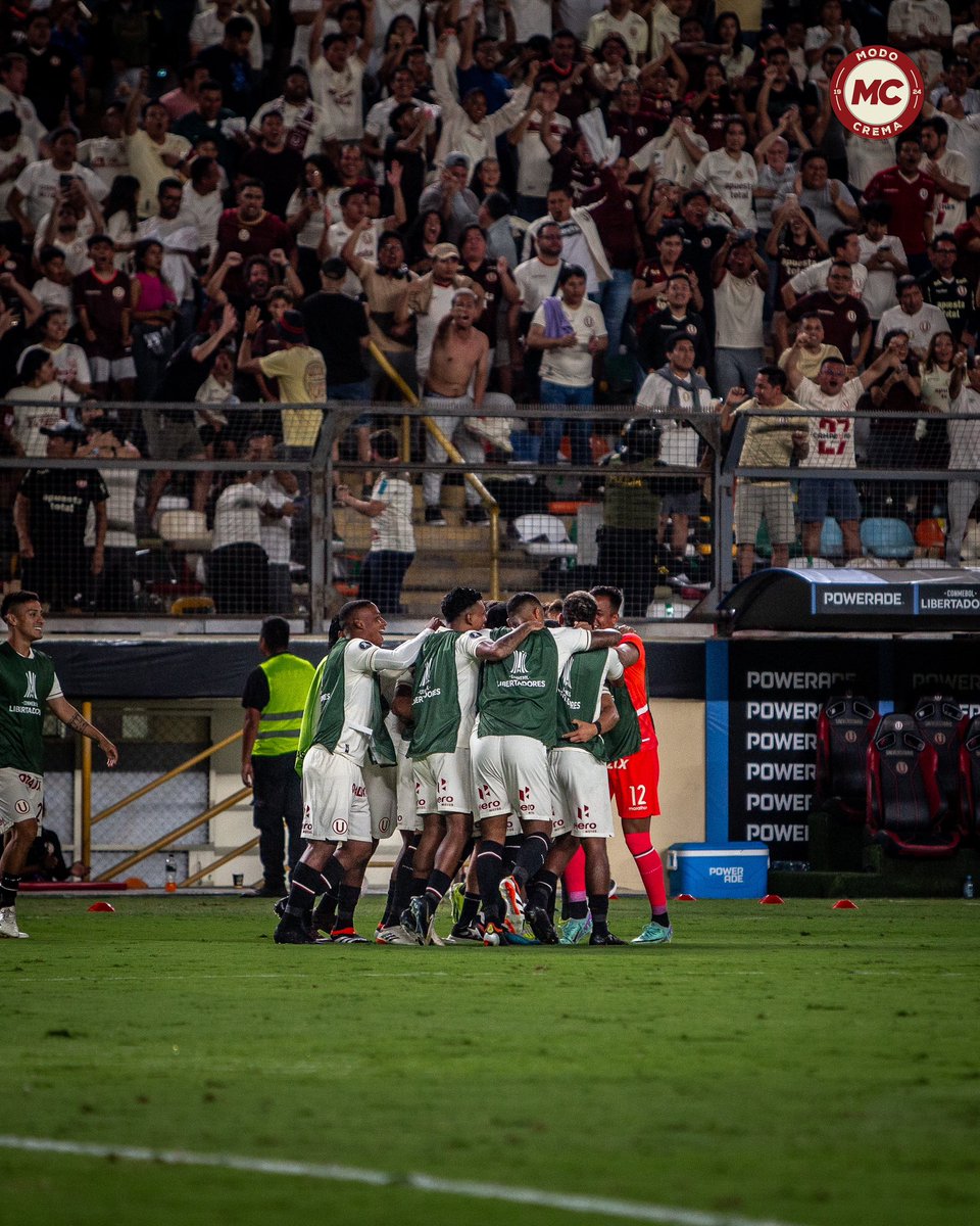 ¡𝗧Ⓤ𝗡𝗖𝗛𝗘! 🟡🔴 🕷️ Doblete de José Rivera para sentenciar el partido y llevarnos los tres puntos en el primer partido de la @Libertadores. ¡Todos juntos hasta el final, cremas! 👊🏻 📸: @DJeanPierre23 #ModoCrema #VamosCremas #YdaleU