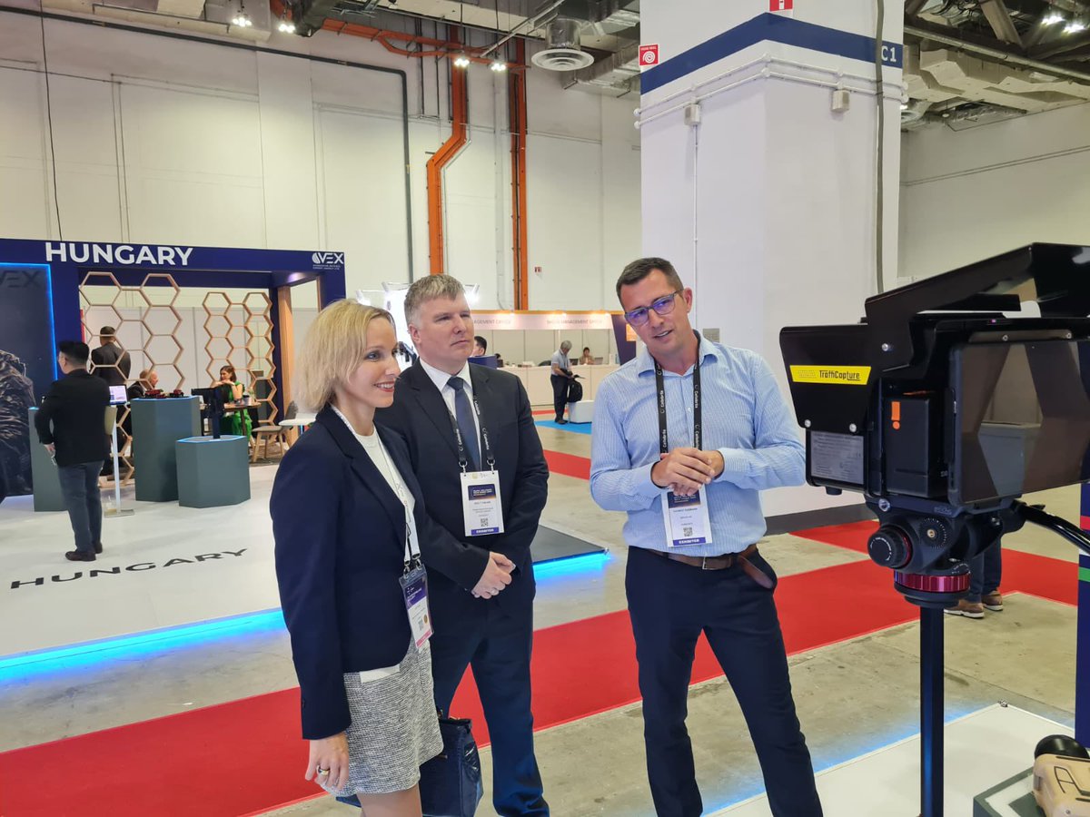 Visited the Hungarian booth at #MilipolAsia2024 today & I’m proud we can showcase innovative solutions from leading 🇭🇺 companies. Amidst uncertainties, Hungary is committed to strengthening its defence sector which is witnessing a surge in innovation. #DefenceInnovation #VEX