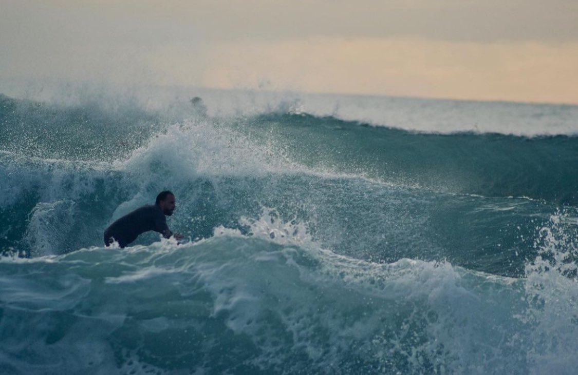 Tuscany is so much more than Chianti and cathedrals, just ask @lorenzopistoia #surffirst #pastasecond #tuscansurf #mediterranean #tuscany #swell #italia #italiansurf #it #toscana #toscano #italianstyle #italian #volgotoscana #toscana #tuscanyitaly #tuscaloosa #tuscanystyle