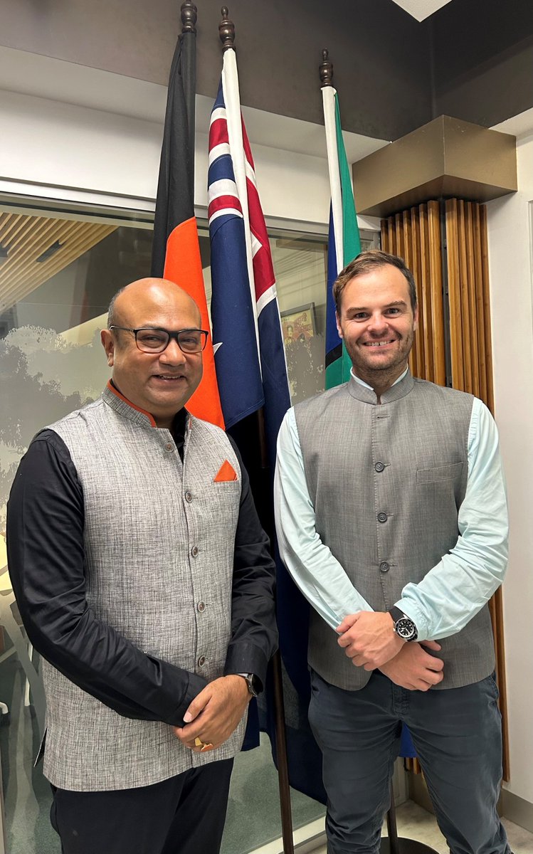 Great to meet with @DrNilanjanG – director of the Centre for New Economic Diplomacy + @orfonline Kolkata Centre. 🇦🇺 and ORF have enjoyed many successful collaborations – and I’m looking forward to working with them!
