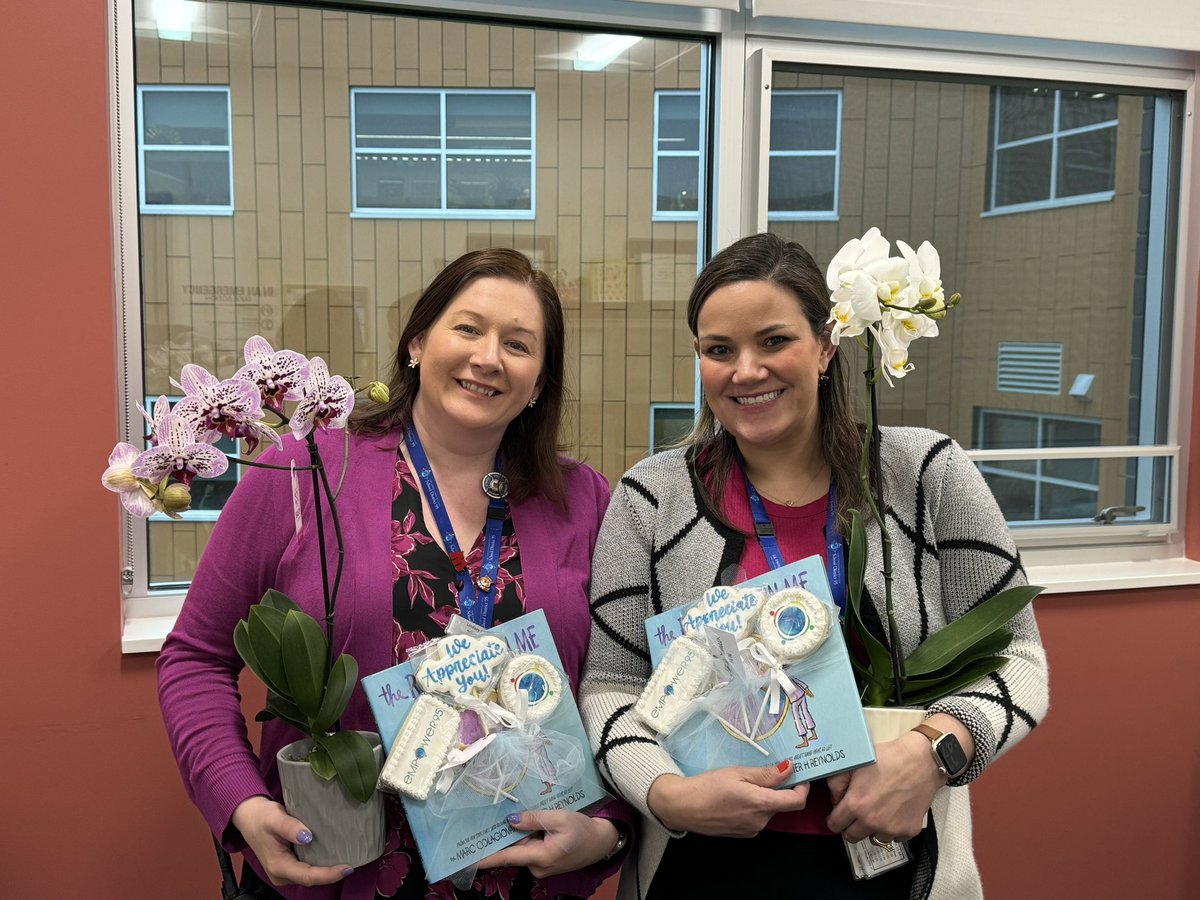 Thank you, @GalltKelley , for the beautiful gifts of appreciation today! #empower95 #bettertogether95 #AssistantPrincipalsWeek @LindsayKopinski