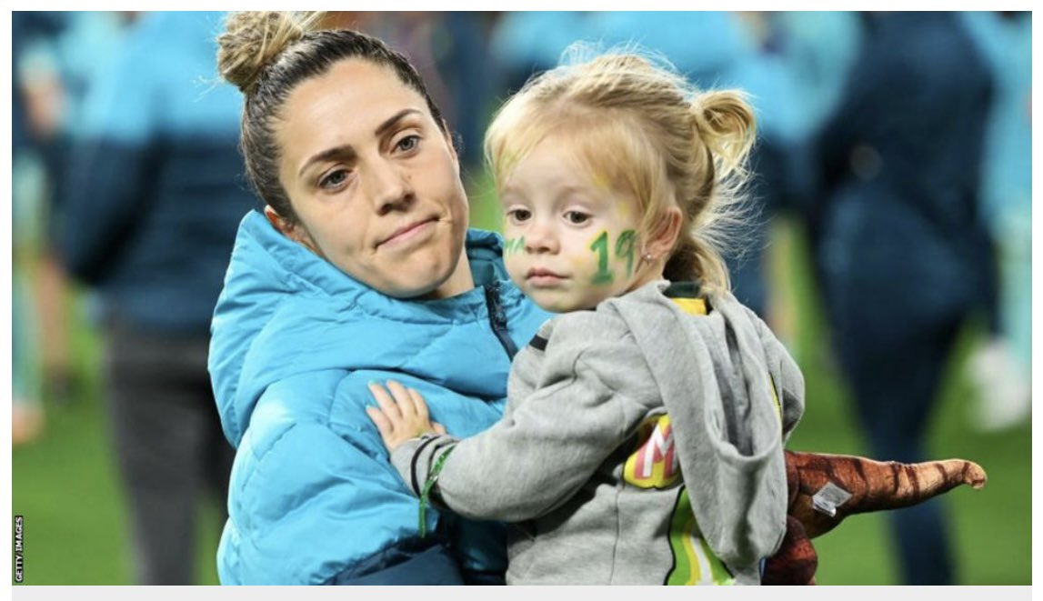 ⭐️ Insight feature: Motherhood in the WSL #bbcfootball We spoke exclusively to Villa’s Carla Ward & her daughter Hartley, West Ham’s Katrina Gorry & her daughter Harper, as well as Chelsea’s Melanie Leupolz to discuss the challenges of being a mum. ✍🏻👇🏻 bbc.co.uk/sport/football…