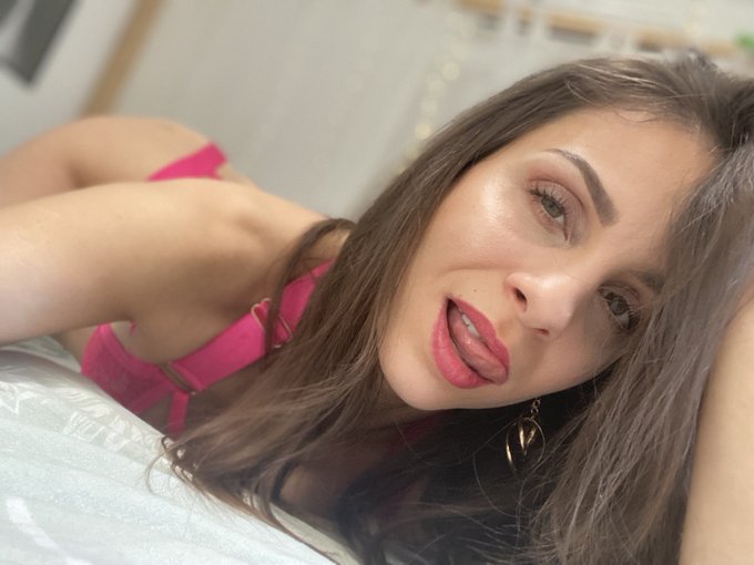 My hottest private content for my #bestfans ➡️ https://t.co/lqxDaKSfiO 🩷🤫 https://t.co/XeFjF2Rhjo<a href="/tag/bestfans"class="tags">#bestfans</a>