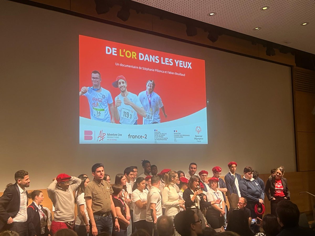 GroupeAudiens's tweet image. Depuis 1968, les 𝗝𝗲𝘂𝘅 𝗺𝗼𝗻𝗱𝗶𝗮𝘂𝘅 𝗦𝗽𝗲𝗰𝗶𝗮𝗹 𝗢𝗹𝘆𝗺𝗽𝗶𝗰𝘀 réunissent des athlètes en situation de handicap mental pour leur permettre de vivre la joie du sport.

@SPillonca et Fabien Bouillaud ont suivi la préparation et le parcours de Jordan, Coraline et…