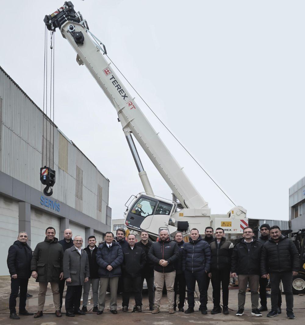 TerexRT's tweet photo. Terex Rough Terrain Cranes welcomes TSM Global as new #dealer in Turkey. 
TSM Global will provide full sales, service and parts support in the area for #TerexRoughTerrainCranes. 
Established in 2014, TSM is a major distributor of heavy equipment in… https://t.co/MpbGHpT0aV https://t.co/uqqBCOqHAB