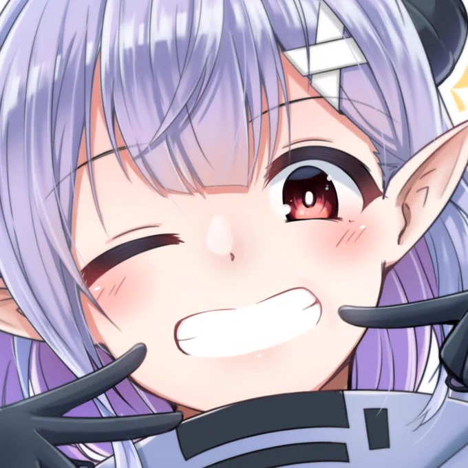 自分で絵描いてるとそれなりに目線を意識するようになるので過敏になってるだけかもしれませんが…目線を合わせる絵で、絵を見てくれている人に目線が合うかはかなり重要なので…4枚目のは失敗例向かって左の目はOKですが、右の瞳孔が少し上にズレていて目線が合わない。もう少し下にすべき 
