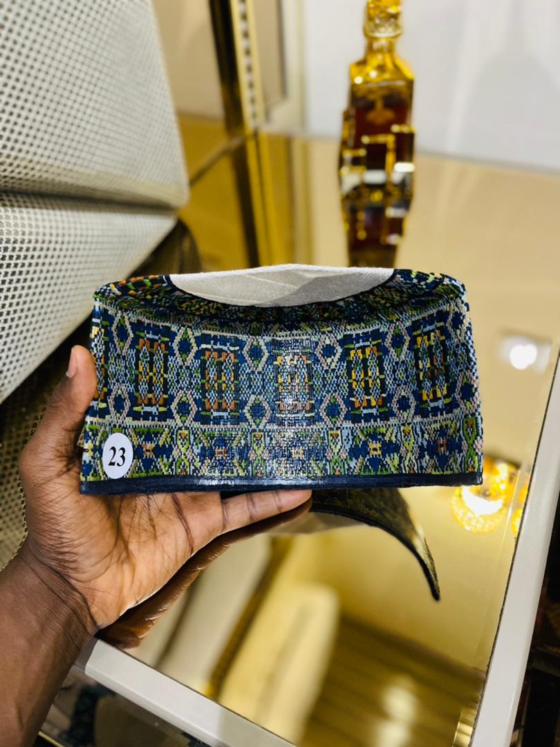 Anon , buy these two caps for me

Available 🔥🔥🔥🔥

Worldwide Delivery 🚚🚚🚚

DM/whatsapp/call 09128227042

#Dubai #kano #Nigeria #fashion #arewaweddings #arewapeople 
#veils #beautiful #northernblog #caps #northernhibiscus #notherncaps #hausacaps #tangaran #tangarancaps #
