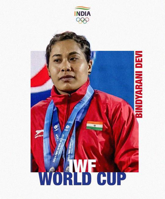 Many congratulations to Bindyarani Devi on winning a historical Bronze Medal at the IWF World Cup in Phuket, Thailand, in the 55 kgs category! She also won the Silver Medal in Clean and Jerk, with her combined total ensuring a podium finish. 👏🏽👏🏽 #Weightlifting #WeAreTeamIndia