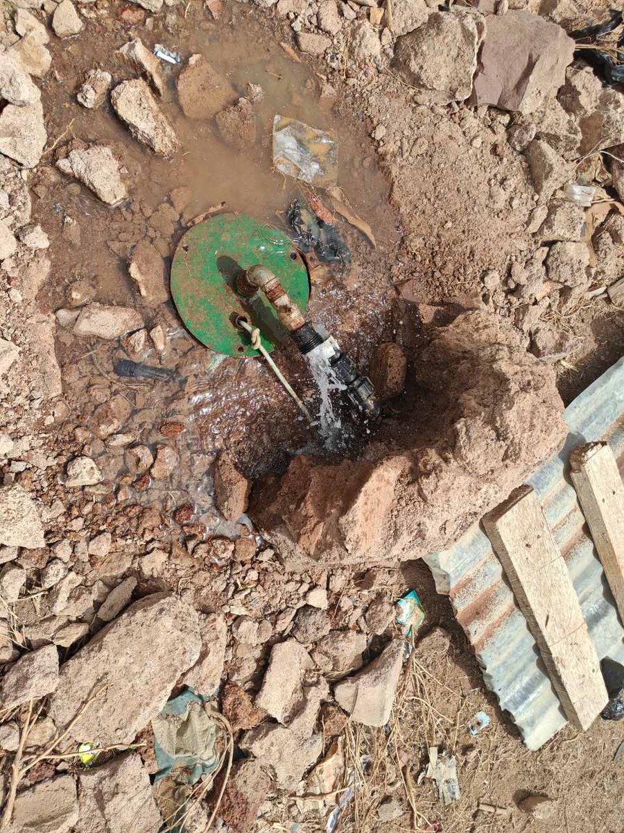 KodalMinerals's tweet image. The solar water pumping system at Ngoualana Village (near Bougouni Project) was inoperable for the last 4 months, with locals forced to walk 4km for water.

To resolve this, Kodal ordered a replacement water pump &amp;amp; additional solar capacity with installation completed last week.