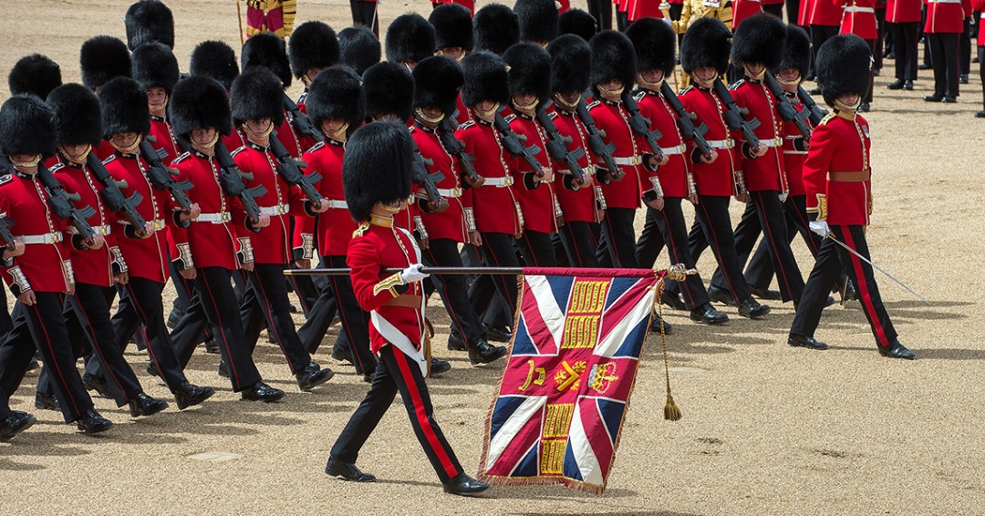Those Must Be The Guards 5 April, 12.00pm, FREE Simon Doughty sheds light on life in the iconic Household Division and discusses how the act of serving Crown and Country has evolved over the last 50 years. Book here: nam.ac.uk/whats-on/those… 📸 Crown Copyright