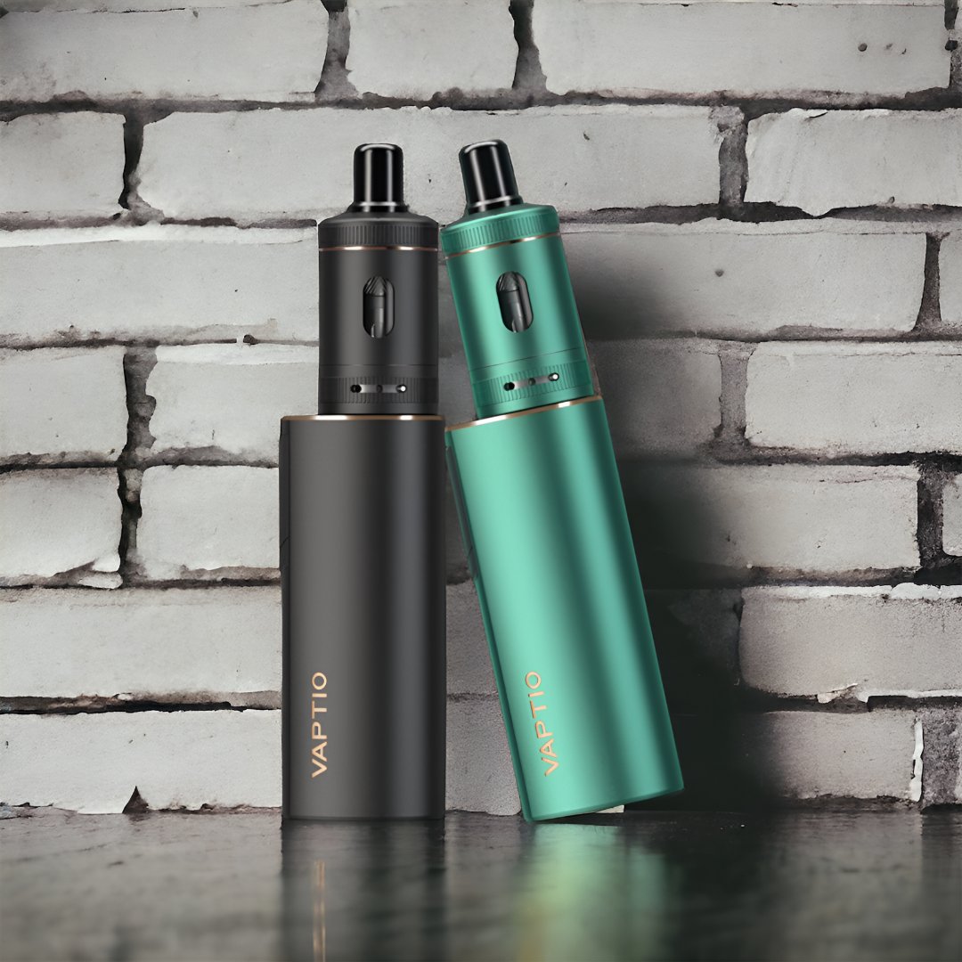 Vaptio revisite son célèbre Cosmo Plus avec le kit Cosmo 2 Plus, une nouvelle version encore plus généreuse de 3000 mAh équipée d'un réservoir de 3 ml ! 🤩

👉urlz.fr/q7DH

#kitcosmo #cosmo2 #cosmo2plus #vaptio #cigaretteelectronique #vape #vapeday #lepetitfumeur