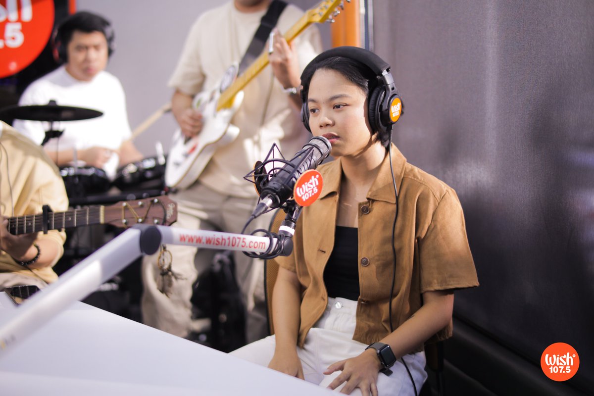 wish1075's tweet photo. On their debut Wish Bus gig, alt-folk upstart ratavii shared their original song, "Hiraya."

#Uncharted https://t.co/3ceBO968NA