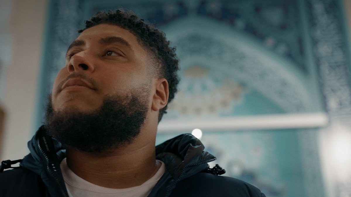 📺 @ItsBigZuu reflects on his pilgrimage for his new documentary Big Zuu Goes to Mecca 'It was really emotional, I learned a lot about myself and it was something that I feel like I needed in life' Coming to @BBCiPlayer & @BBCTwo Read more ➡️ bbc.in/4aBvYdC