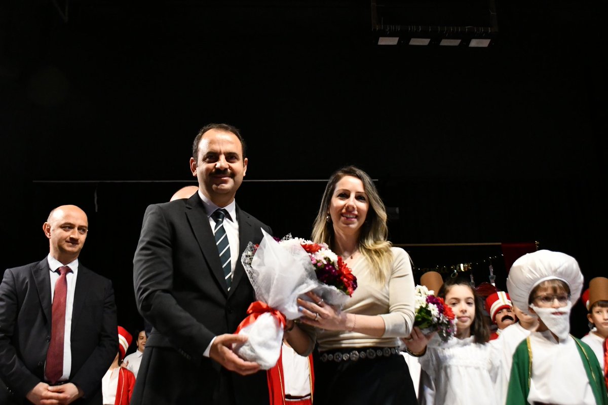 Kaymakamımız Erdoğan Turan Ermiş, 75.Yıl İlköğretim Okulu öğrencilerinin hazırladığı Ramazan Etkinlikleri Programı'na katıldı.