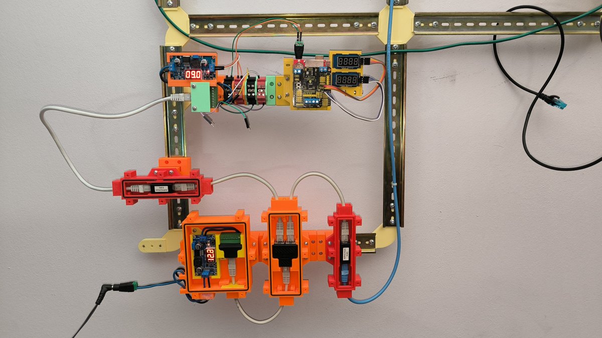 gebsystems's tweet image. Excited to unveil the latest version of the rig! 🛠️ Some key components are in place, with more to come. Need to work on better enclosures for the Arduino.
Video:
youtu.be/KGAhHKWTGJA
#PrototypeProgress #Arduino #DIY #3dprinted #smarthome #homeautomation