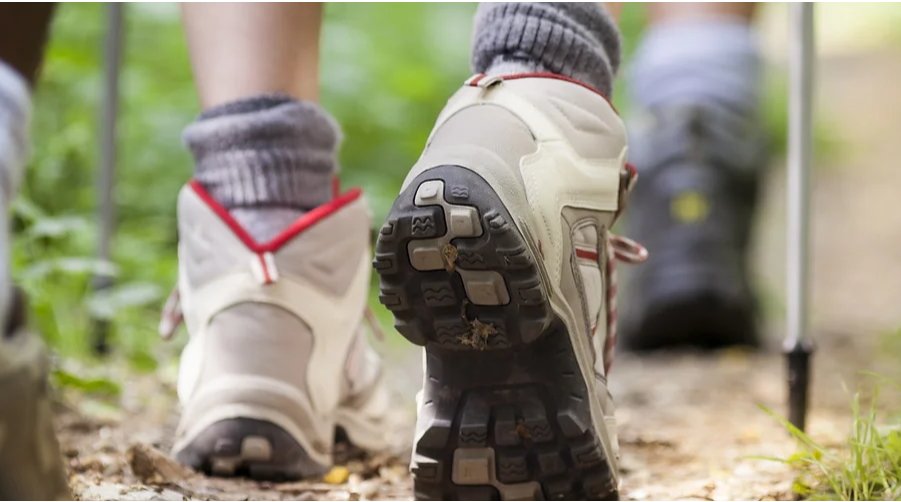 Our friends at @Spacenorthants provide an inclusive, friendly walk & talk around Hunsbury Hill Country Park on Saturdays from 10:00am. Book your spot: space-wellbeing.co.uk/walk-and-talk #ActiveApril