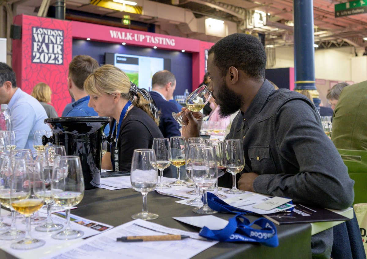 Sip, swirl and savour the world's most tremendous tipples at @londonwinefair! 🍷 Overflowing with 400+ winemakers and fruitful tastings, it's never been easier to elevate your business with a flavourful punch. 📅 20-22 May 🎫 Register here ➡️ bit.ly/4aCbyBd