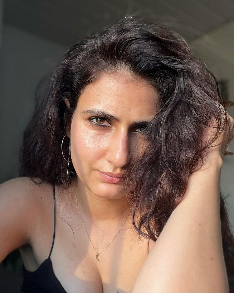 Photos : Sizzling #FatimaSanaShaikh 

gallery.123telugu.com/content/slides…

#123telugu