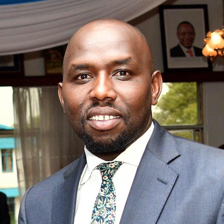 Here is your : HATUPEANI KAZI CS : Mr Kipchumba Murkomen. I wish it was someone of a different gender asking for a job...