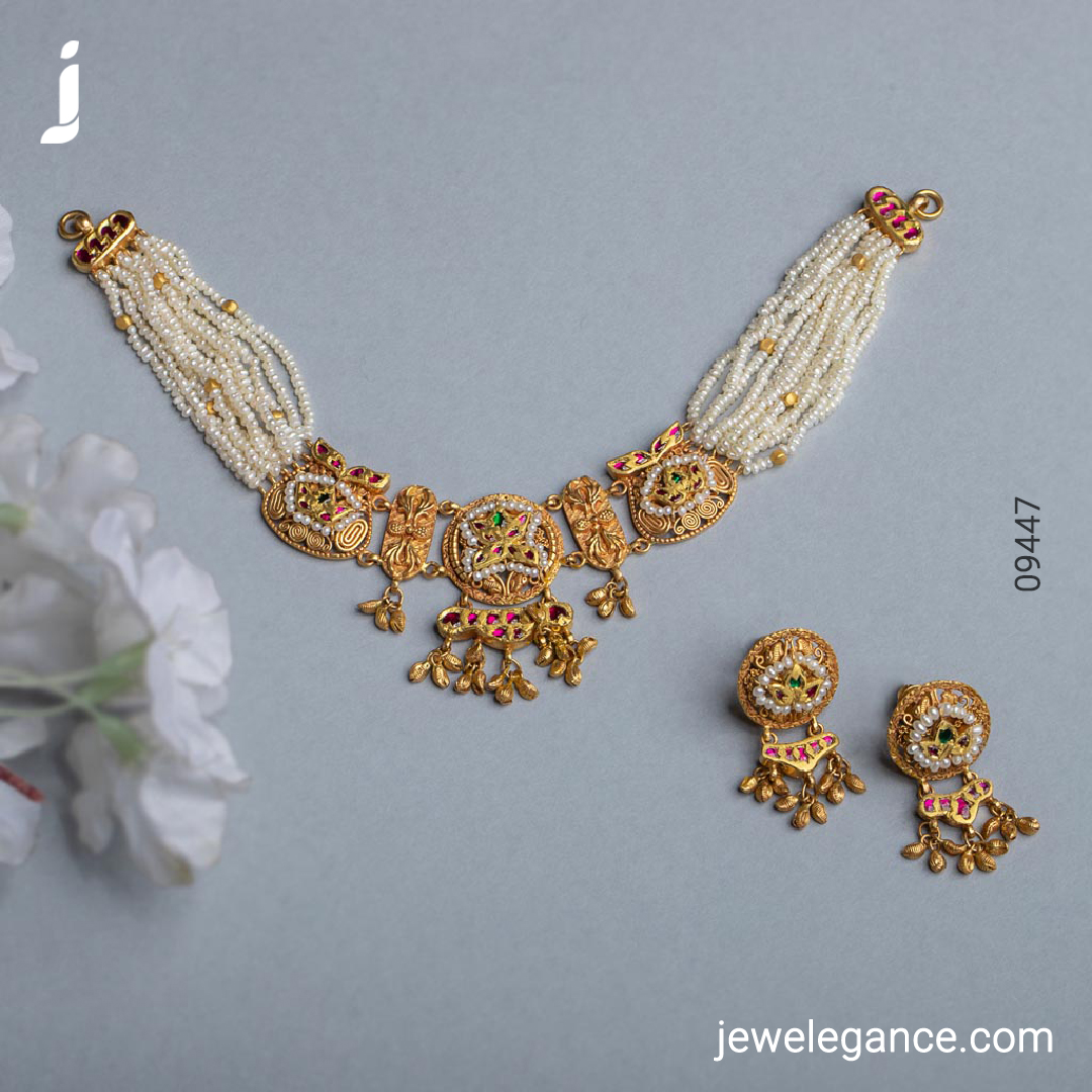 Be unique with our contemporary beaded jewellery...
.
Shop on  jewelegance.com/products/22k-j…
.
#myjewelegance  #jewelegance 
#jnecklaceset  #goldnecklace  #jewellerydesign