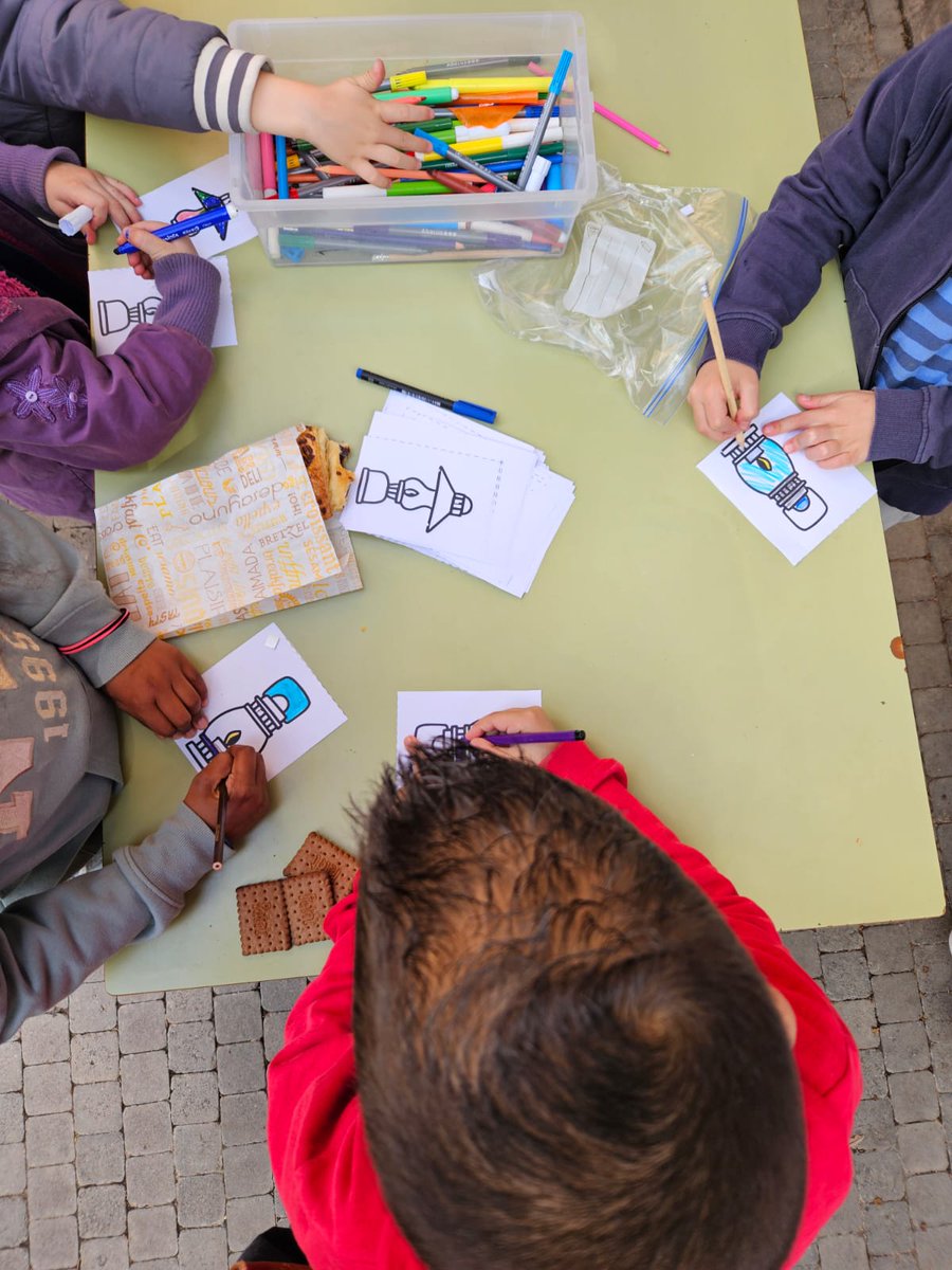 🌃 Ahir ens vam unir al #DiaMundialAutisme il·luminant l’escola de La Sedeta de blau per conscienciar de les necessitats de les persones autistes i de les seves famílies.

💪 L’educació és un pilar fonamental per aconseguir aquest objectiu!

#ConnectatAlAutisme

<a href="/AprenemAutisme/">Associació Aprenem Autisme</a>