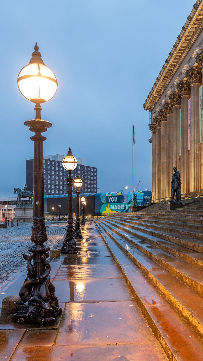 Love these Victorian dolphin lampposts outside St George's Hall, #Liverpool.