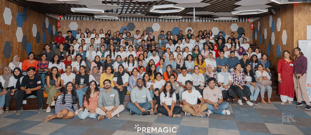 divyavaralaxmi's tweet image. Had a great time at TinkerHub&apos;s &quot;Women Maker&apos;s Celebration&quot; on March 23! Loved seeing the amazing work and talent of women in tech. Huge thanks to the organizers for making it happen. Excited for the next one! 💪 #WomenInTech #MakerMovement #TinkerHub