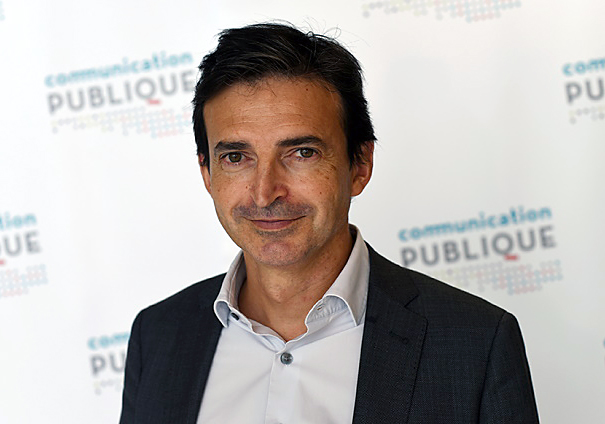 LaurentRiera's tweet photo. ✅ Le "Chaud et Froid", excellent webinaire mensuel pour décrypter en 30mn l’actu de la #compublique
📆 Le 5/4 à 8h30 @emmanuelriviere analysera les valeurs qui sous-tendent le contrat social en France dans un contexte de "permacrise".
➡️ Insc. gratuite -> https://t.co/QttKA3AMQc https://t.co/RJ43PlgErM