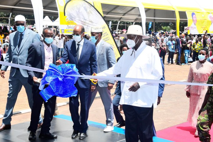 Ruthupdates1's tweet photo. PRESIDENT MUSEVENI LAUNCHES UGANDA'S FIRST EVER ISLAMIC BANKING INSTITUTION https://t.co/axba3KDhNA