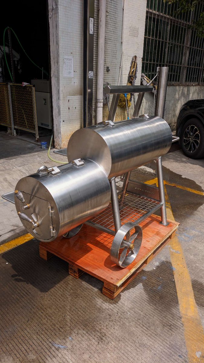adzhanipane's tweet photo. https://t.co/xB2kebDVrH  2024/4/3 The smokeless grill produced by our company is so popular in the American market. Currently, the number purchased by Trump supporters is about 1000pcs more than the number purchased by Biden supporters. The price of this smokeless grill is https://t.co/fMx6VagYjl