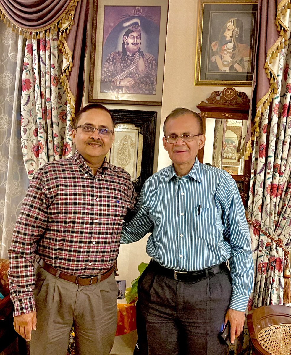 Was heartwarming to meet my friend & former @TCS colleague of 30 yrs vintage, Rajendra Kulkarni after almost a decade, reminiscing our bonds. An IIT Kanpur & XLRI Jamshedpur graduate, he has been one of the most affable, simple & righteous people I have known in this day and age!