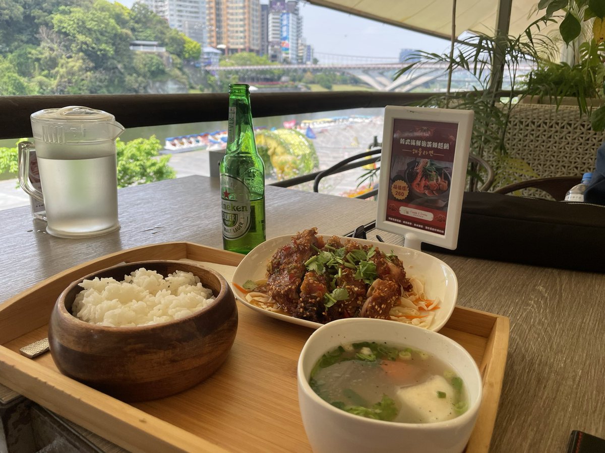 and celebrated still being alive with 11am brunch and beer.

And I didn’t run out and leave my son. He lives with his mummy and I checked they was ok before I cracked open a beer 😅