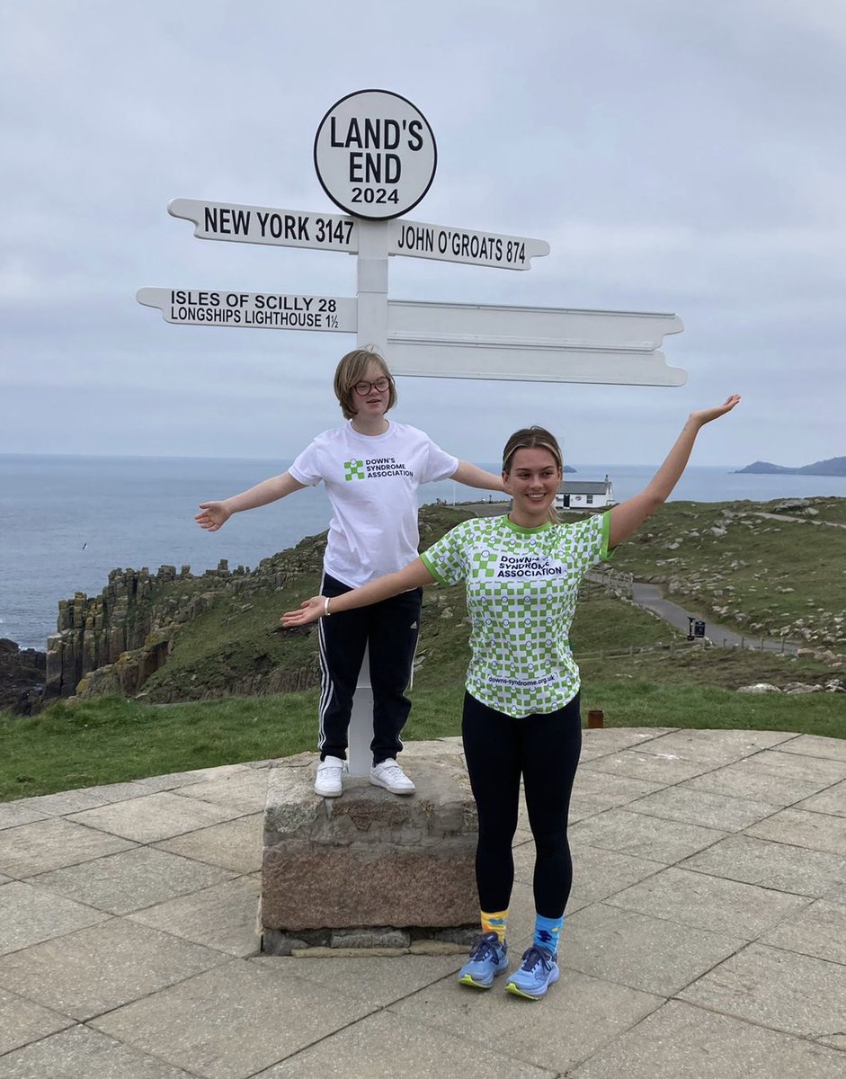 Eddie_DSS's tweet photo. And so it begins, 14 days after leaving Land’s End, the incredible #RunAcrossUK team are reaching John O’Groats today under the leadership of the amazing @irishammond12 🙏🏻💙💛🏃‍♀️

@DSScotland and @DSAInfo we can’t thank them enough for raising awareness and vital funds #LegendsAll https://t.co/prDI5YhRAC