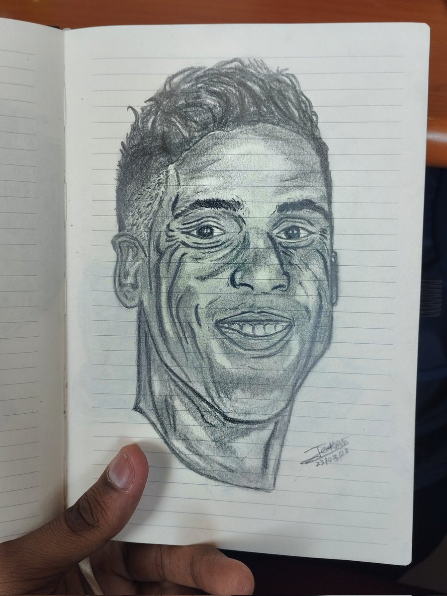 Jeevakrish73's tweet photo. Quick sketch of @raphaelvarane 
@ManUtd #TeamVarane #GGMU #MUFC #Red @manufcnow @UnitedPeoplesTV https://t.co/wZy8gdMR58