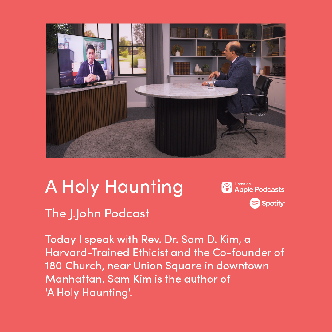 I speak with Rev. Dr. Sam D. Kim, a Harvard-Trained Ethicist and the Co-founder of 180 Church, near Union Square in downtown Manhattan. Sam Kim is the author of 'A Holy Haunting'. Listen to Podcast Episode: player.captivate.fm/episode/0c1adc…
