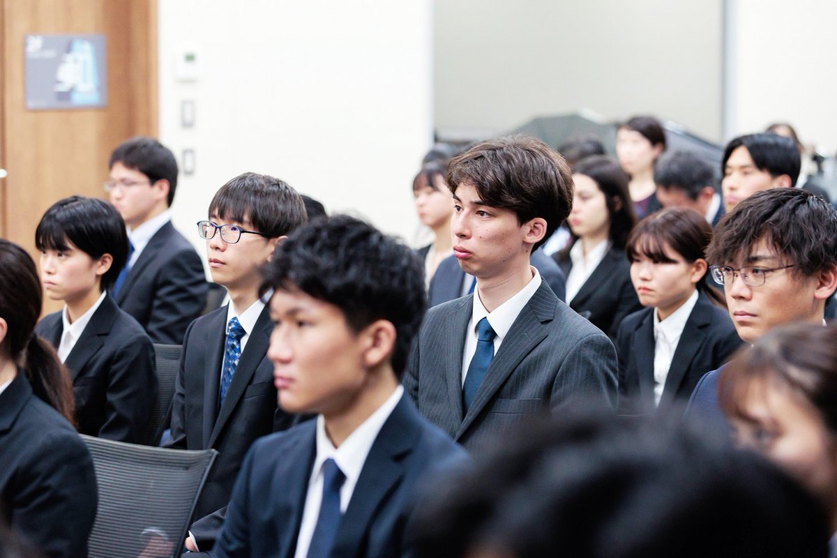 🌸On April 1st, JICA welcomed 54 undergraduates and postgraduates newly joining to JICA. They listened to the welcome speech from President TANAKA with full of hope✨ They are expected to be the professional on international cooperation in near future!!👏