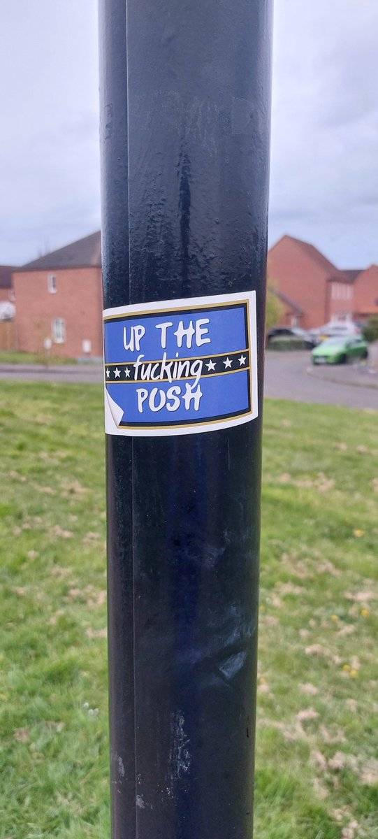 Seen on my estate last night (Elsea Park, Bourne), have you been on my manor @DE180YPOSH ? UTFP #pufc