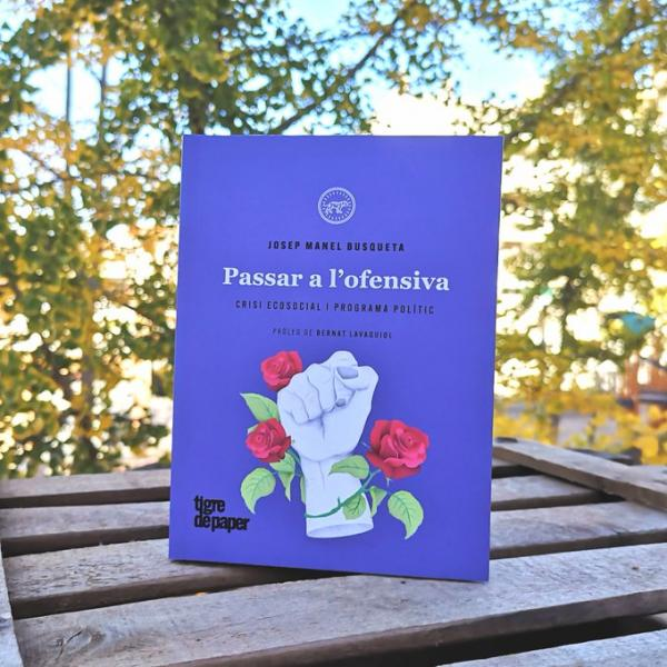 Josep Manel Busqueta: “No podem dedicar-nos a resistir l’embat del capitalisme; hem de passar a l’ofensiva” ⏩Entrevista a @NRevista1 a l'autor de 'Passar a l'ofensiva', una proposta ambiciosa per engrescar-nos políticament. 🔗nexe.coop/entrevistes/jo…